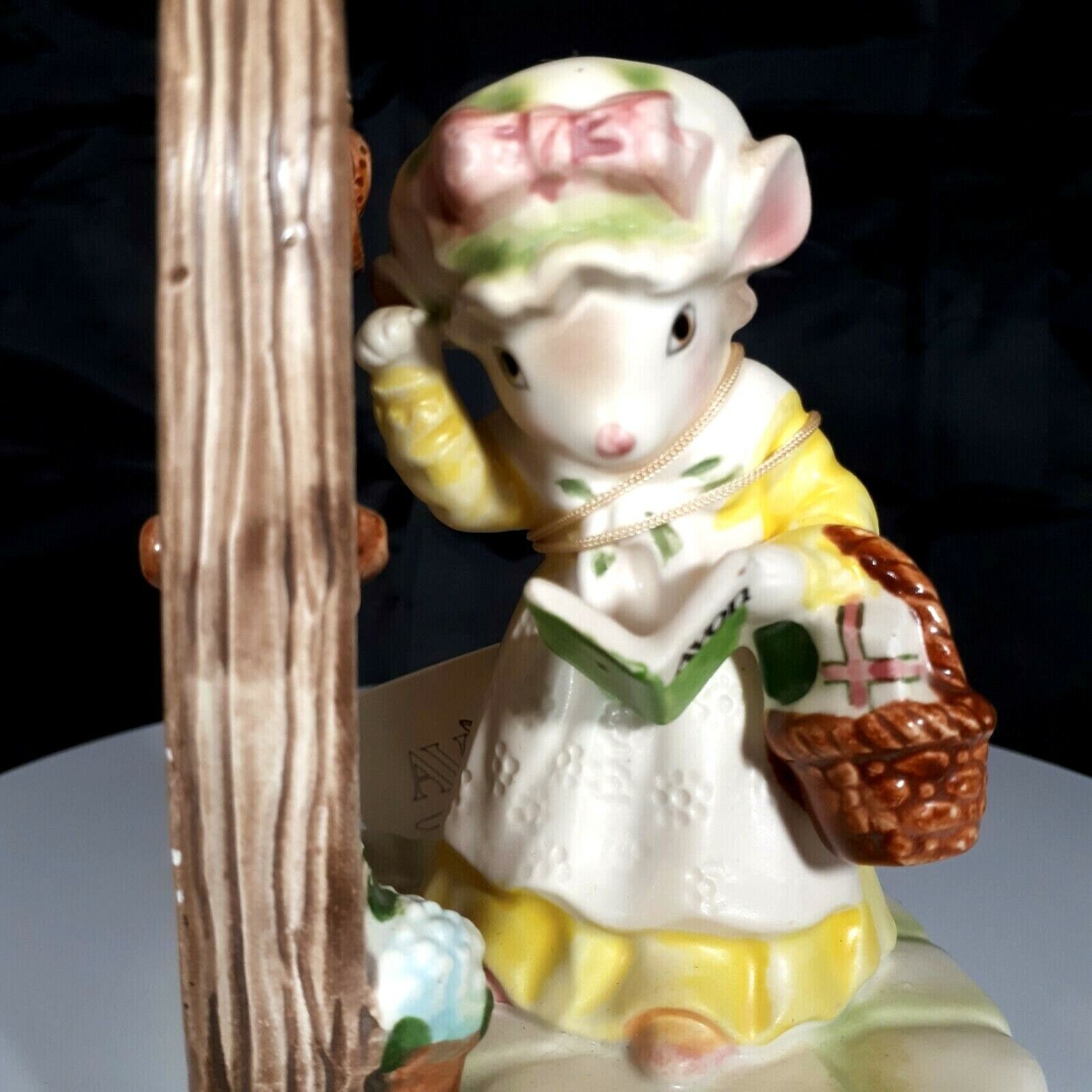 Precious Moments Collection Avon My First Call Mouse Award Figurine Porcelain