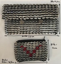 BOLSO Y BOLSITA CON ANILLAS DE LATAS DE REFRESCOS. HECHO A MANO.