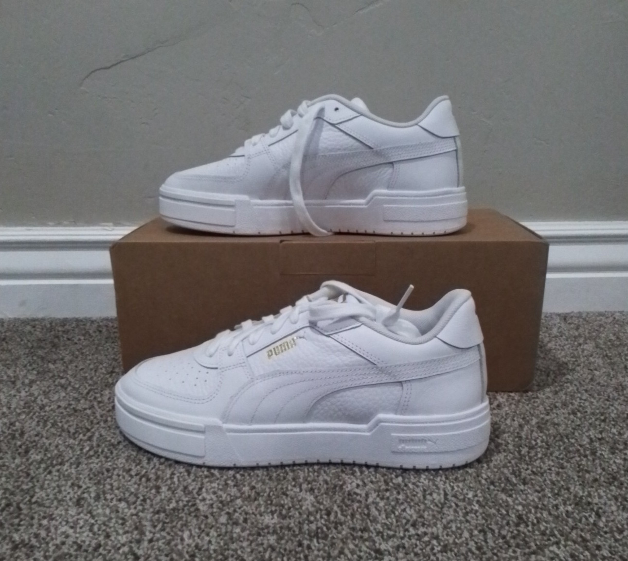 Size 7 Men's (9 Women's) Puma CA Pro Classic White Lace Up Sneakers 380190-01