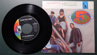 THE FIFTH DIMENSION: STONED SOUL PICNIC/THE SAILBOAT SONG -Vinyl- Liberty