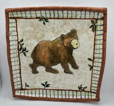 Susan Winget Certified International Lodge Plate 8.5 Inches Bear Cabin Rustic ￼