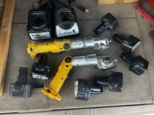 Eastman WorkerBee Cordless Electric Rotary Shears - Battery Operated (pair)