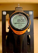 Suunto Vector Orange Auslaufmodell Outdoor Uhr, guter Zustand aus Japan