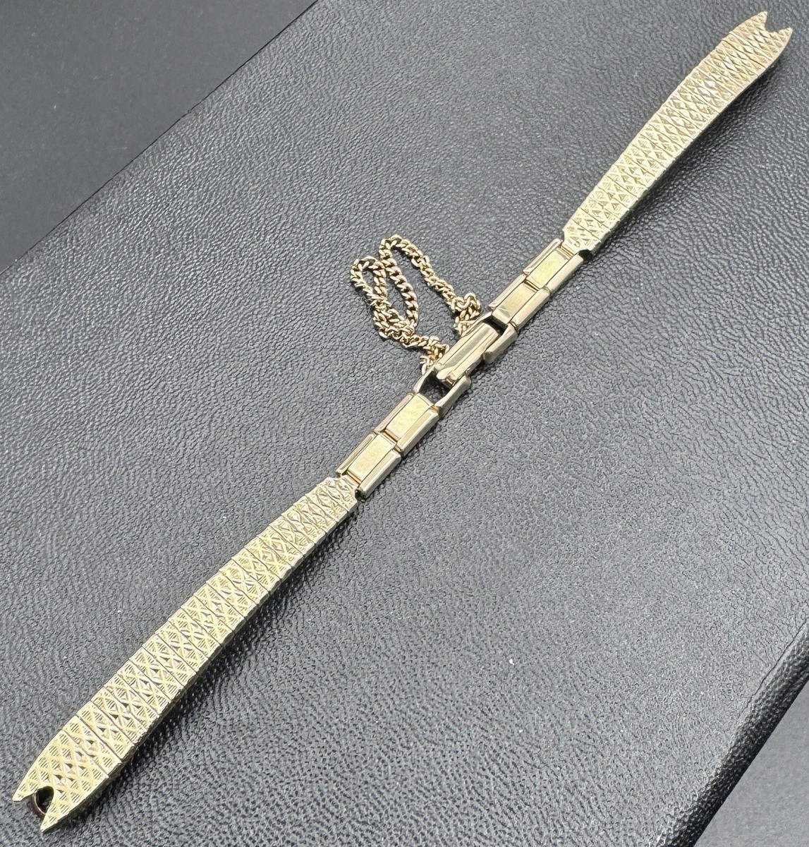 Lot de 3 bracelets de montre en acier inoxydable de la collection vintage pour pièces de rechange ou réparation - France