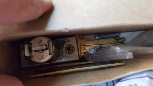 ARROW DOOR LOCK - Picture 5 of 6