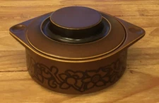 Vtg Ireland Earthenware Brown Celtic Limerick Mid Century Covered Baking Dish 8”