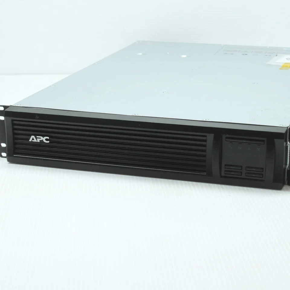 APC SMT3000RMI2U LCD Display Smart UPS 3000VA 230V 8x C13 1x C19 - No Batteries - Image 2 of 4