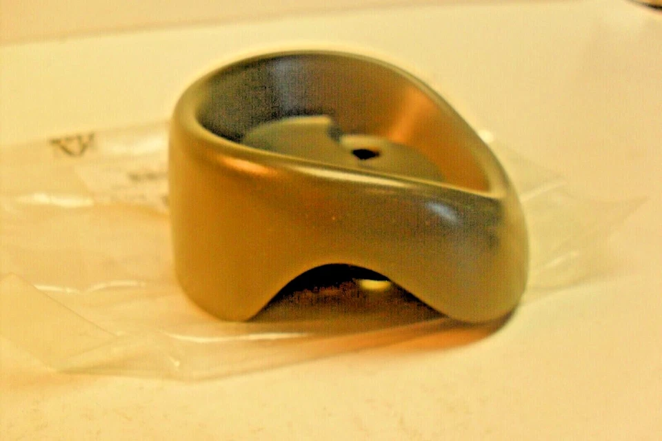 Motorola 20-67176-01R Gray universal desktop holder, Sealed Bags - Image 4 of 4