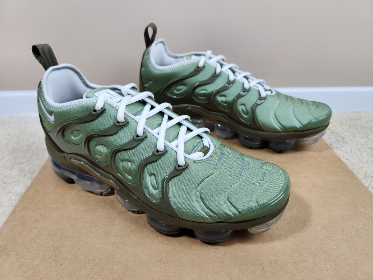 Nike Air Vapormax Plus Mens Size 9 Oil Green Medium Olive White