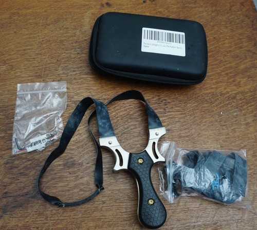Timbocca Slingshot, Accessories & Case. USED