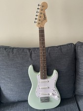 Squier Mini Stratocaster Electric Guitar  lim...