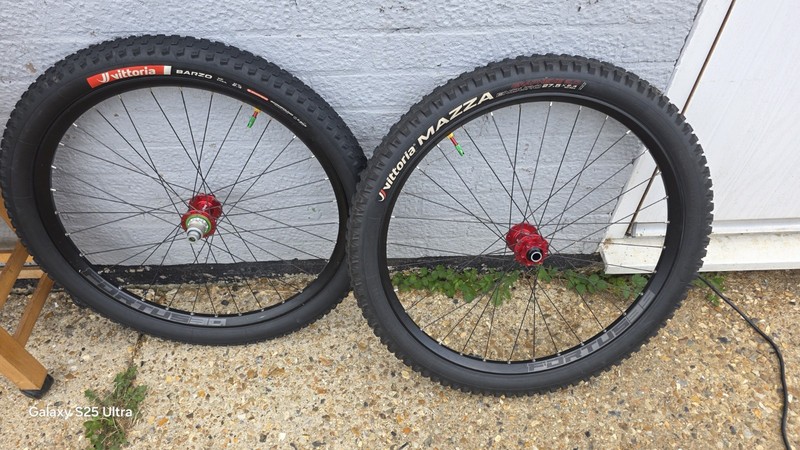 Hope Fortus 27.5 Wheelset | Hope Pro 4 Boost Red Hubs | XD Driver Fresh Bearings