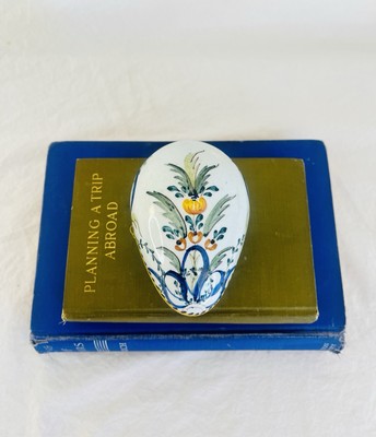VTG Hand Painted Egg Box   Vibrant Colors Perfect for Spring & Easter