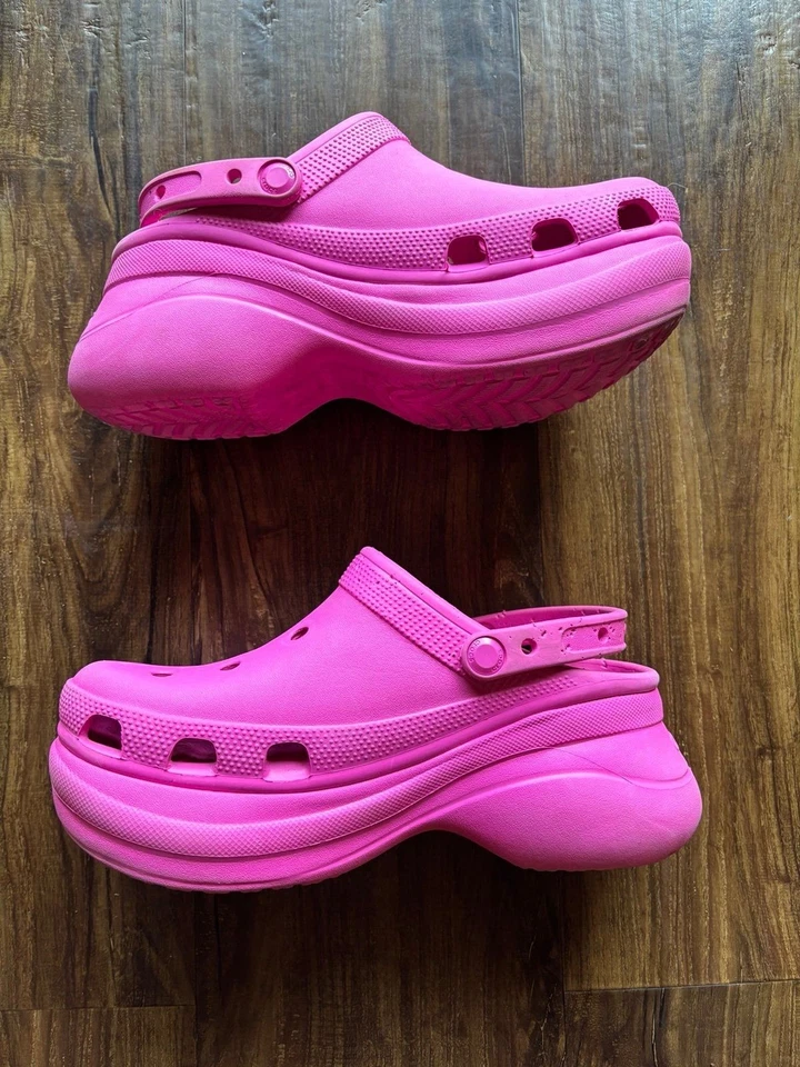 Zapatos Crocs para mujer 9 clásicos Bae Spikes gruesos plataforma zuecos negros Foto 3 de 4