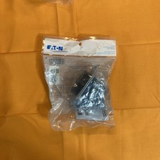 Eaton NSB AH32BK-F Range Power Outlet