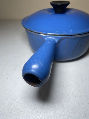 Vintage Le Creuset #18 Blue Cast Iron Enamel Saute Sauce Pan Lid Hollow Handle - Picture 6 of 10