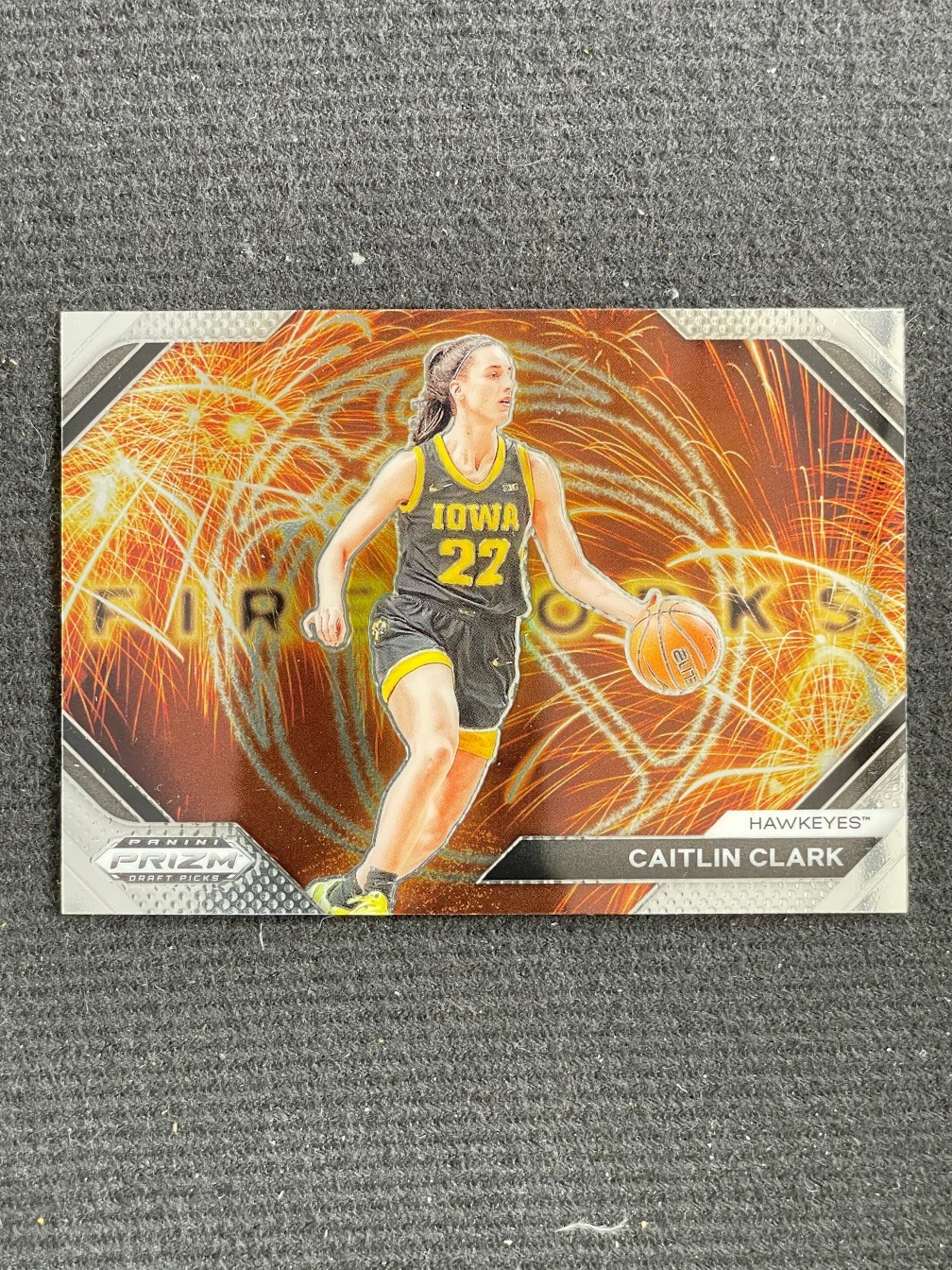 Caitlin Clark 2024 Panini Prizm Draft Picks Fireworks #15