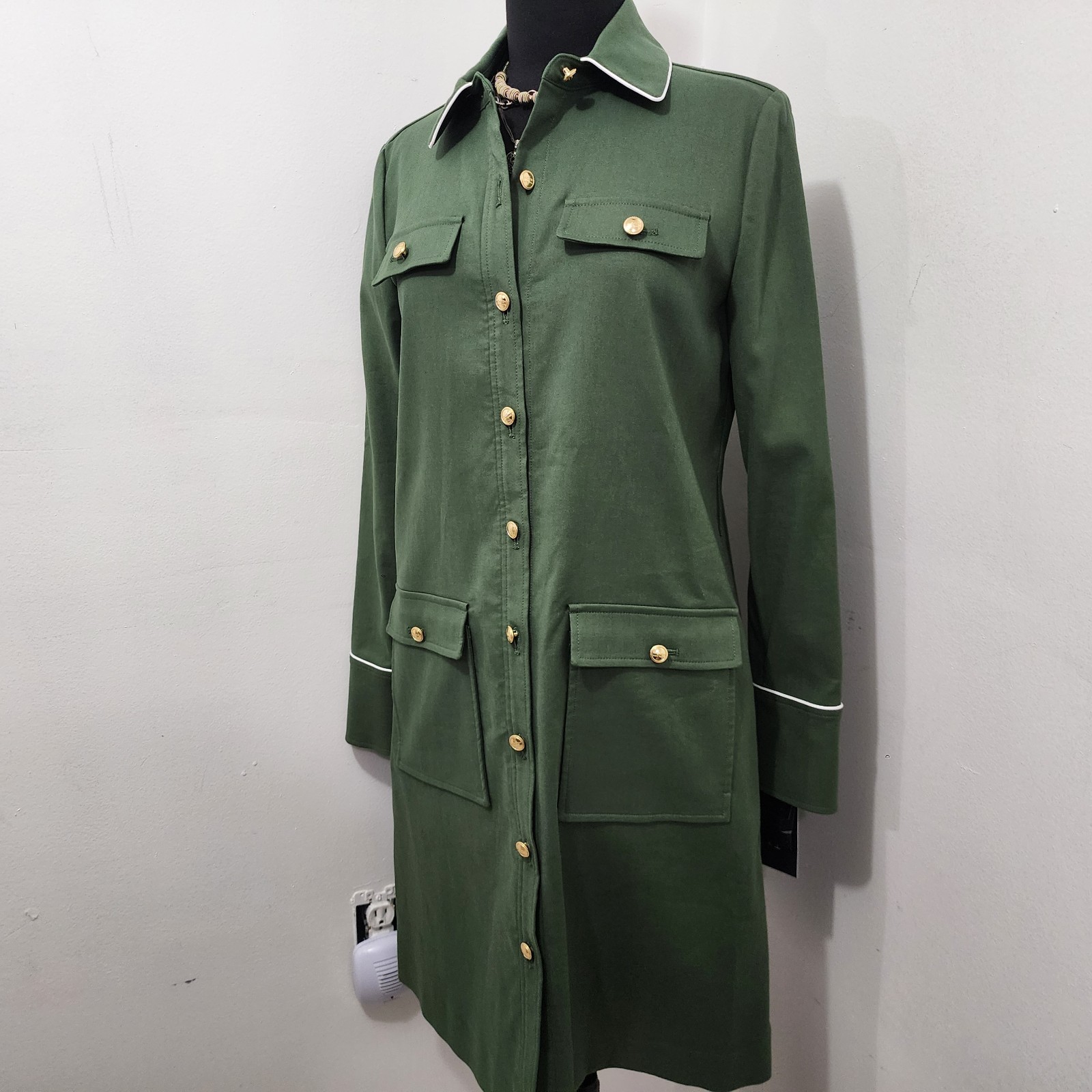 Worth New York Stretch Twill Shirt Dress NEW Cactus Green Gold Buttons Size 6
