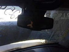 Used Front Center Interior Rear View Mirror fits: 2017 Chevrolet Equinox w/telem