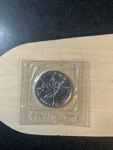 1988 Canadian Silver Maple Leaf l 1oz  RCM Seal, 1st Year Low Mintage 1.1M .9999