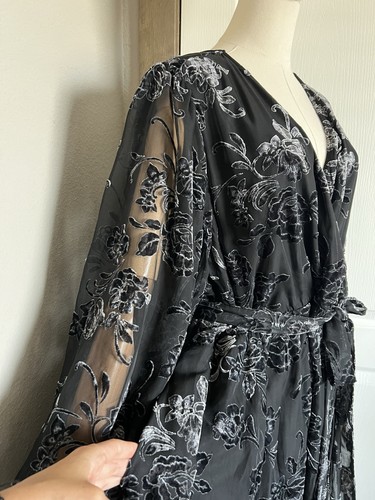NWT Torrid Sz 3 3X Midi Burnout Velour Blouson Surplice Dress Dahlia Floral NEW - Picture 9 of 23
