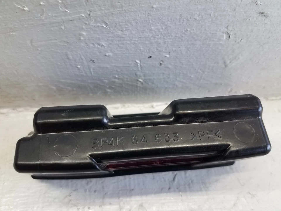 2004-2009年马自达3前灰盘插入托盘(M180) — 第 4/4 张图片