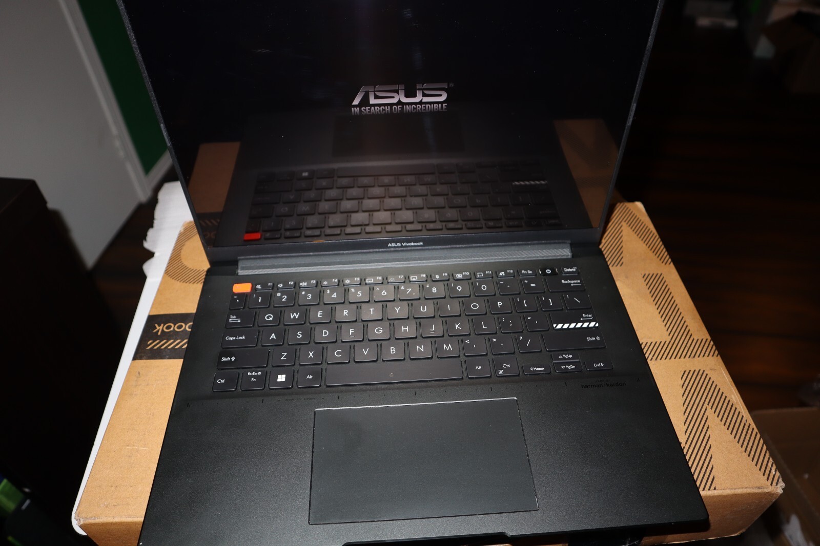 ASUS VivoBook S 14X OLED Laptop AMD Ryzen 7 6800H CPU 16GB RAM 1TB