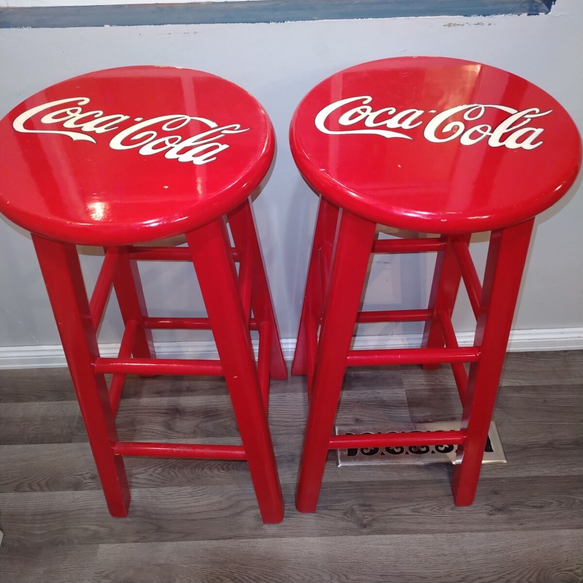 Vintage Wood Coca Cola 29-Inch Counter Height Solid Wood Red Vintage Wood Coca Cola 29-Inch Counter Height Solid Wood Red