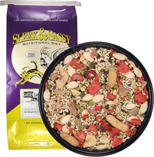 SLEEK  SASSY Garden Large Hookbill No Sunflower Parrot Food Conures, 40 lbs. 