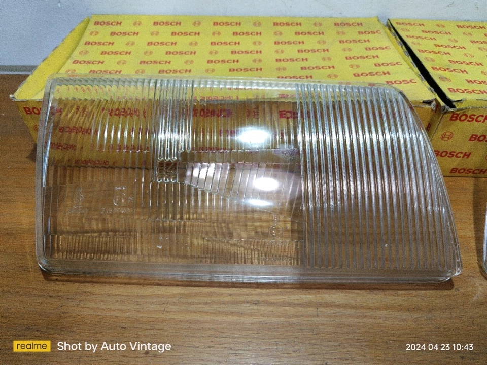 Lente faros delanteros BOSCH OEM NOS Mercedes Benz W126 SE SEL 560SEL 500SEL 380 euros Foto 3 de 4