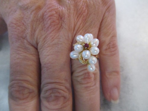 VINTAGE 14K YELLOW GOLD FRESHWATER PEARL & RUBY RING COCKTAIL - Sz 9.25 - 4.85gr - Picture 12 of 18