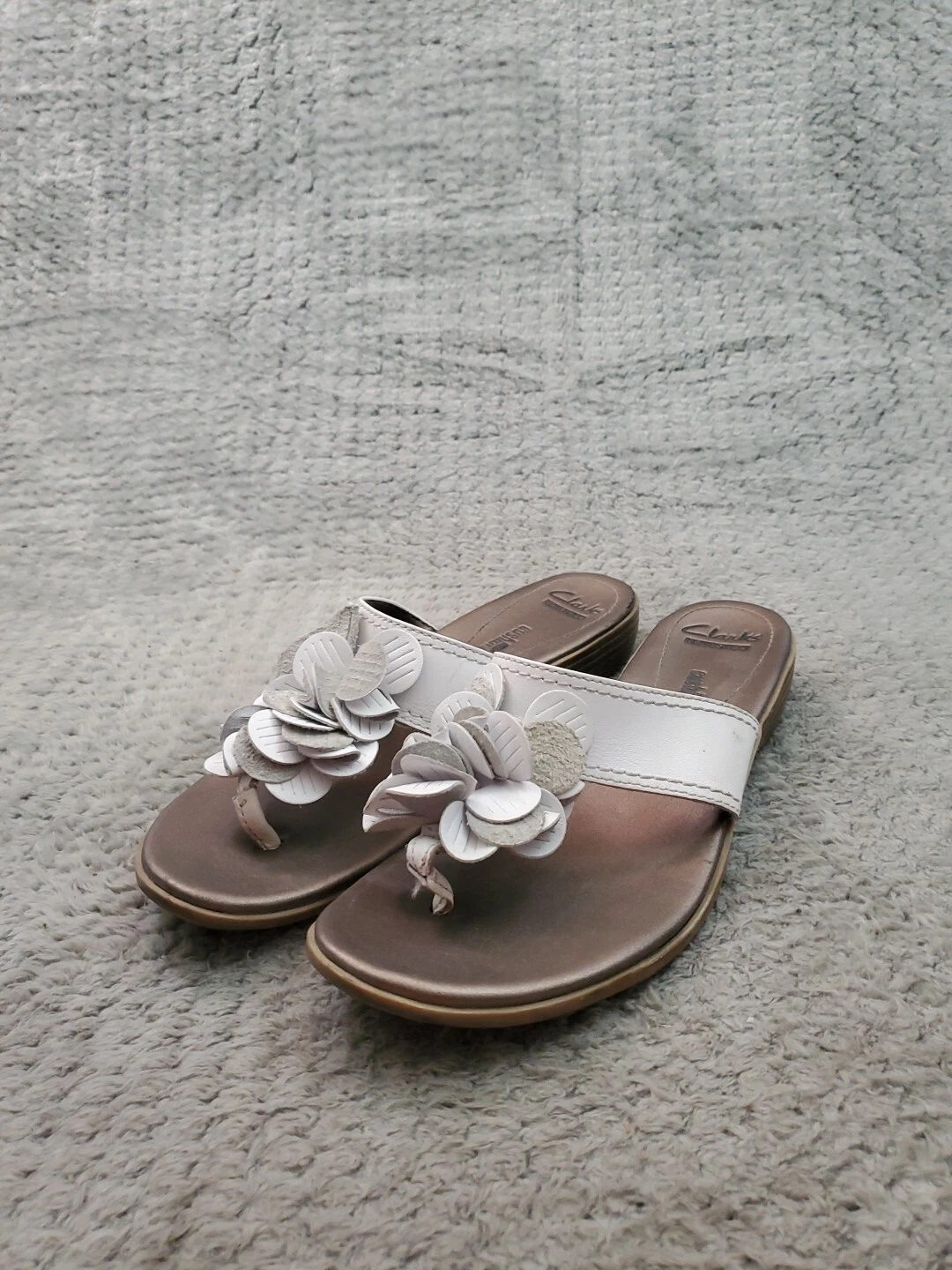 Sandali infradito Clarks Collection donna taglia 9 M pelle bianca accento fiore