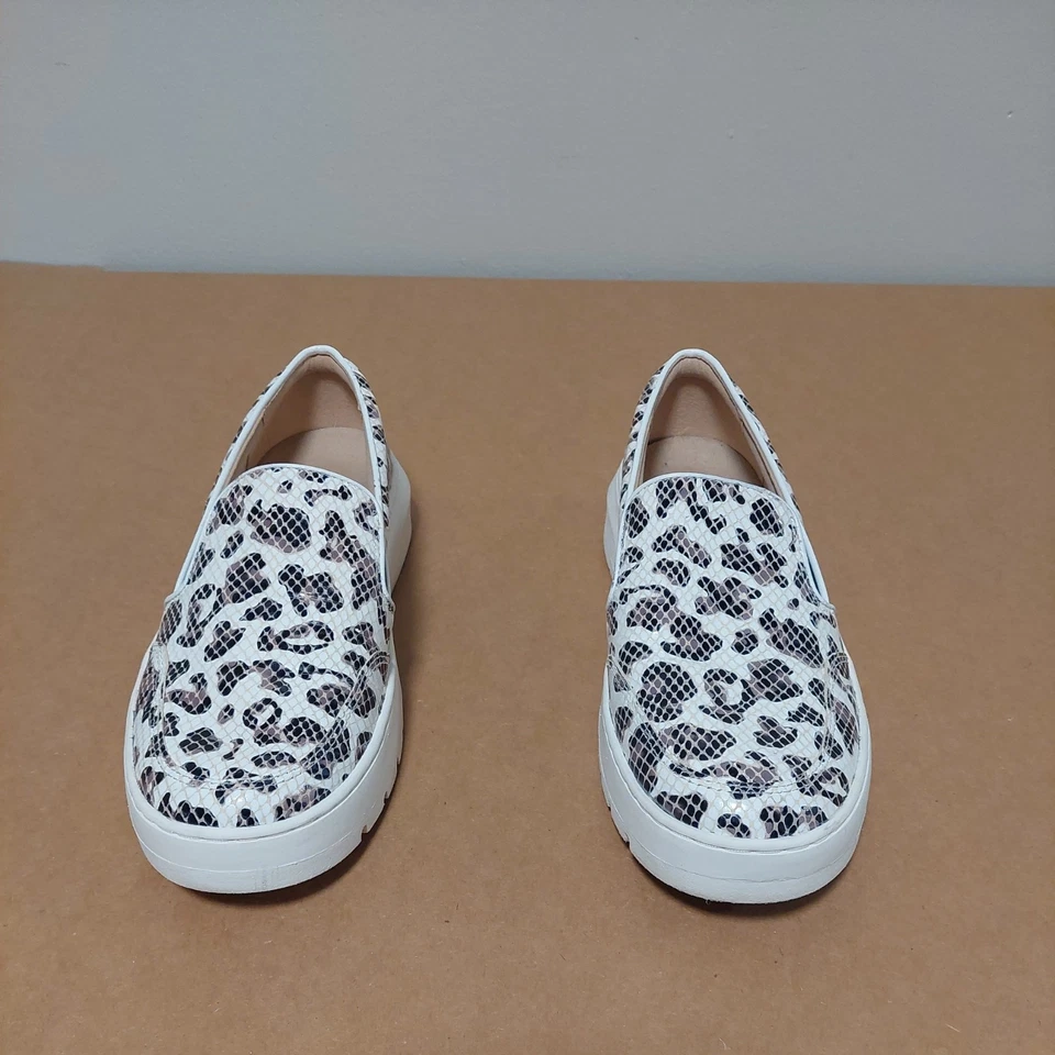 Zapatilla deportiva sin cordones Vionic Dinora para mujer con plataforma marrón estampado animal talla 7 cómoda Foto 3 de 4