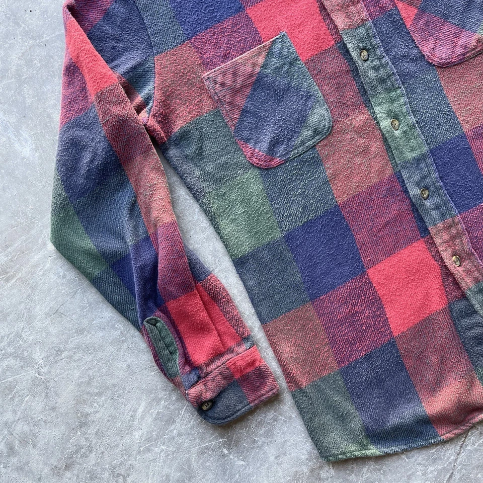 Camisa de franela sanforizada Big Mac vintage años 60 a cuadros pequeña desteñida roja verde azul Foto 3 de 4