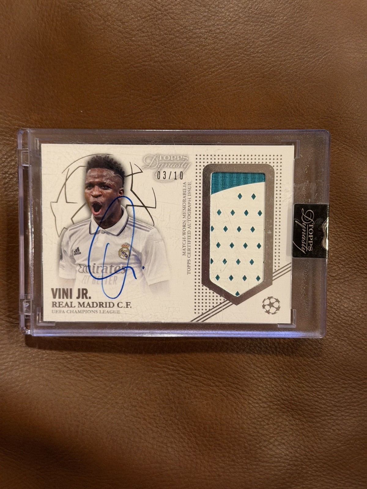 2023 Topps Dynasty Vini Jr. Patch Autograph /10 Game Used Sealed On Card Brazil view 3