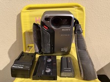 Sony Handycam CCD-SC9 NTSC Hi8 Camcorder Bundle RARE TESTED WORKING
