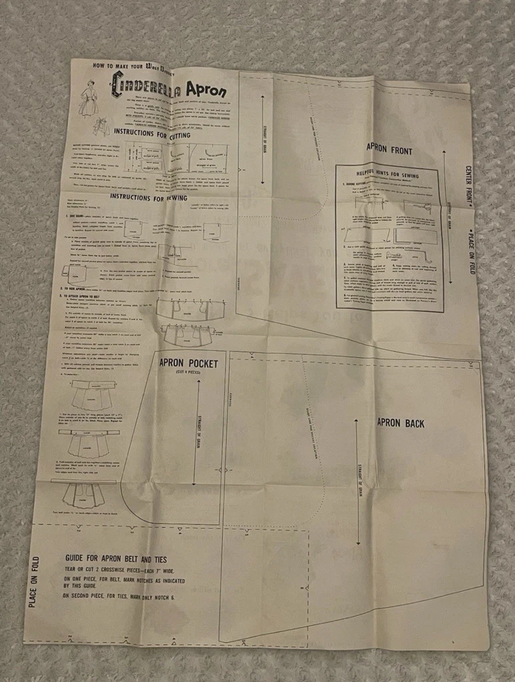 Delantal de Cenicienta JC Penny Walt Disney Años 50 Patrón De Colección Sin Cortar Foto 4 de 4