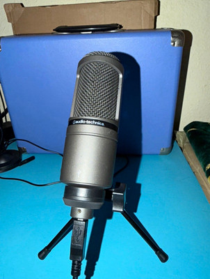 Audio-Technica AT2020USB USB Wired Cardioid Condenser Mic w/ Stand & Pop
