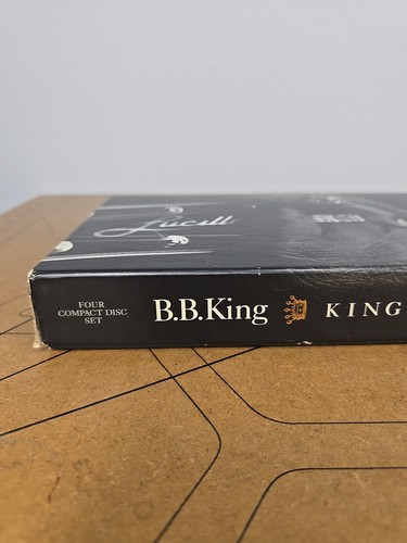 B.B. King of the Blues 4 CD/70 Page Book BOX SET Corner Wear Box Mint CDs GUC - Picture 5 of 24