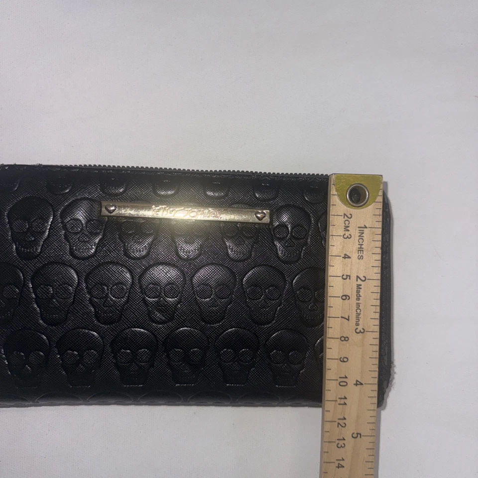 BETSEY JOHNSON Black Vegan Leather Embossed Skull Zip-Around WALLET *No Strap* - Image 2 of 4