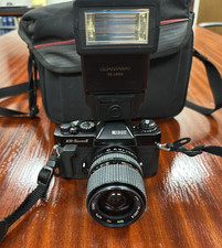Vintage Ricoh KR-5 Super II 35mm SLR Camera Lens Quantaray Flash Bag Extras Kit