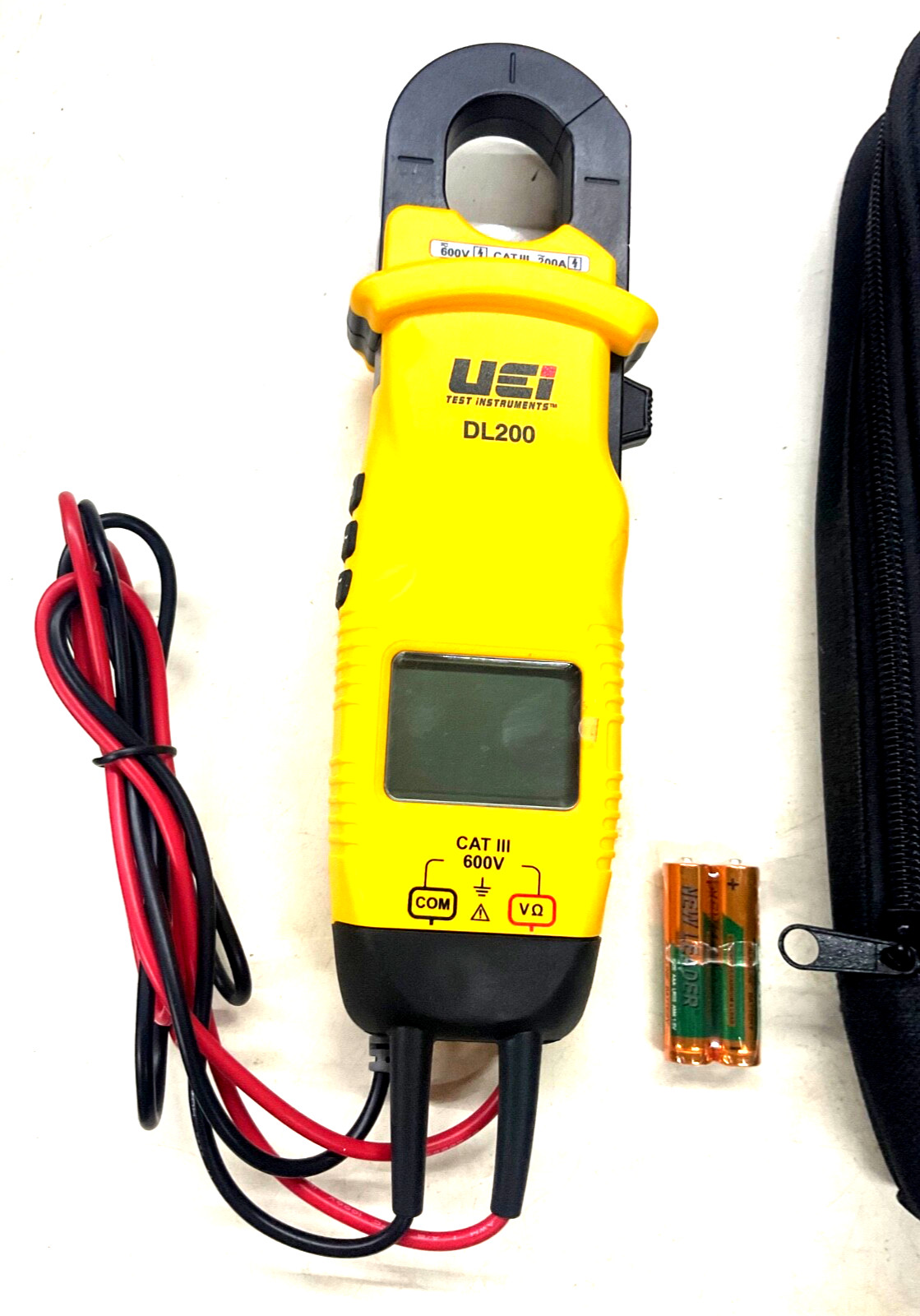 UEi DL200 CATIII 600V CLAMP ON METER / VOLTAGE TESTER