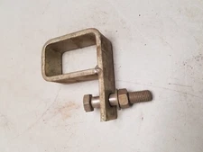 3 Point hitch Bolt-on Square Connector (V)