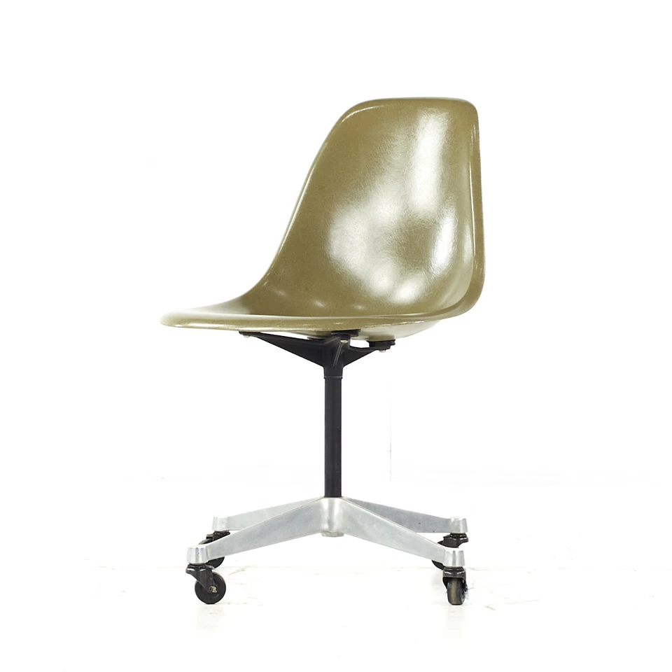 Silla Charles and Ray Eames para Herman Miller Mid Century con ruedas Foto 3 de 4