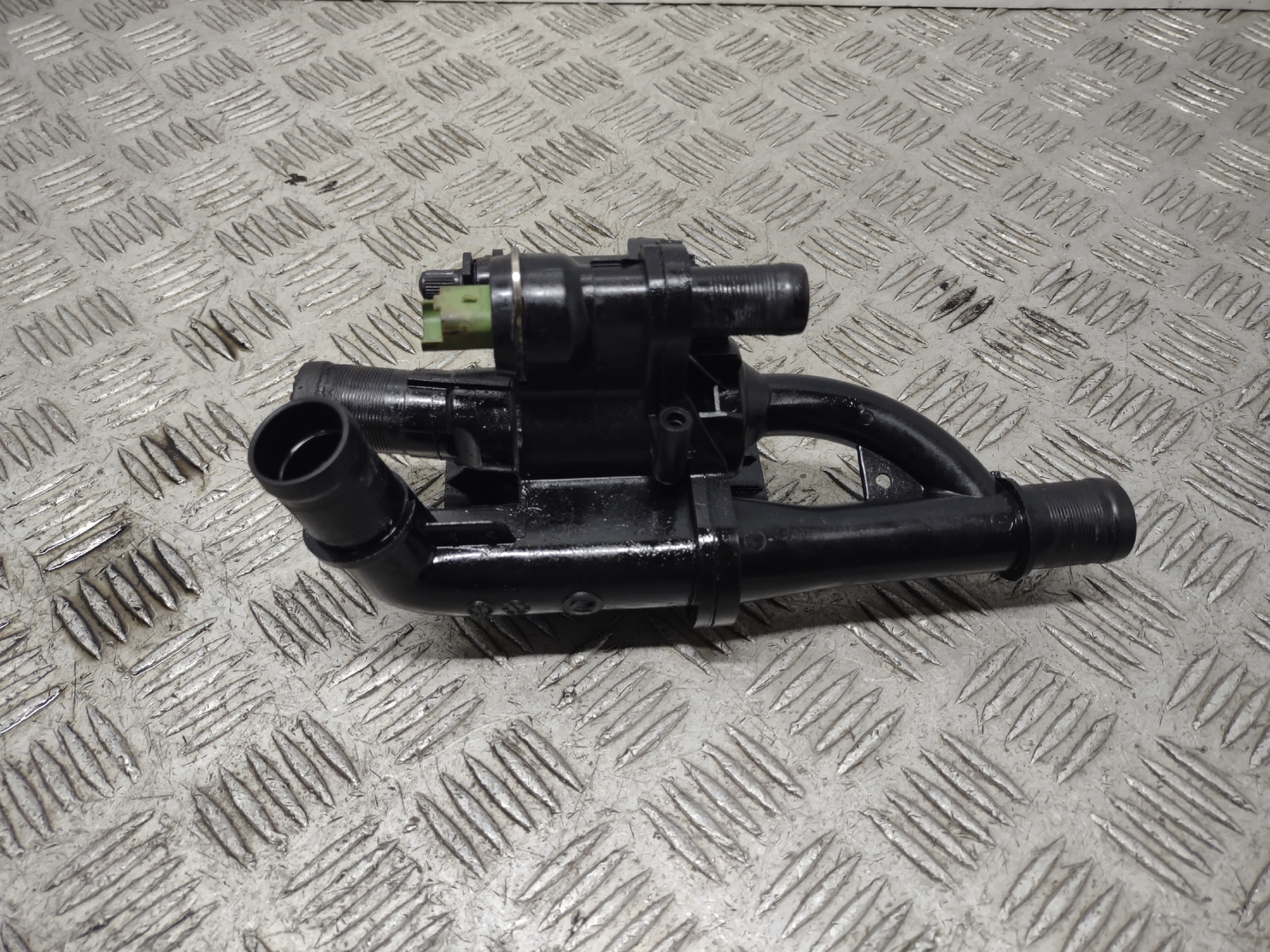 Ford Focus Zetec Tdci 20102017 Thermostat Housing PA66GF30 eBay