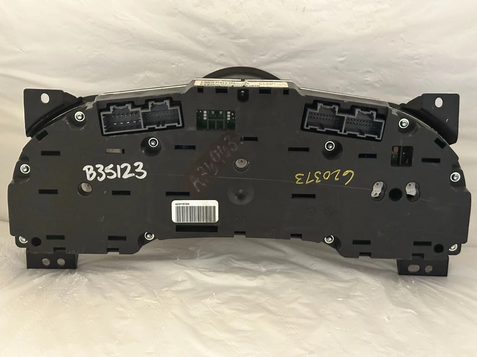 Cuadro de instrumentos velocímetro 2011 2012 2013 2014 Dodge Avenger 152.327 millas Foto 2 de 3