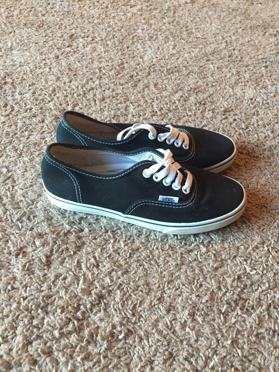 Black vans outlet size 4