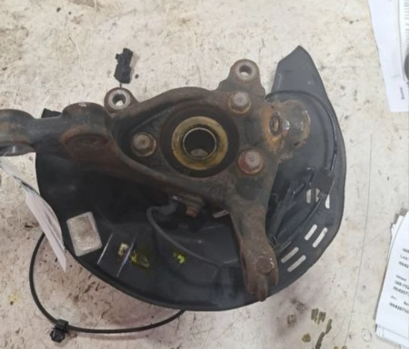 2020-2023 Toyota Corolla Front Left Driver Assembly Spindle Knuckle Oem - Image 2 of 4