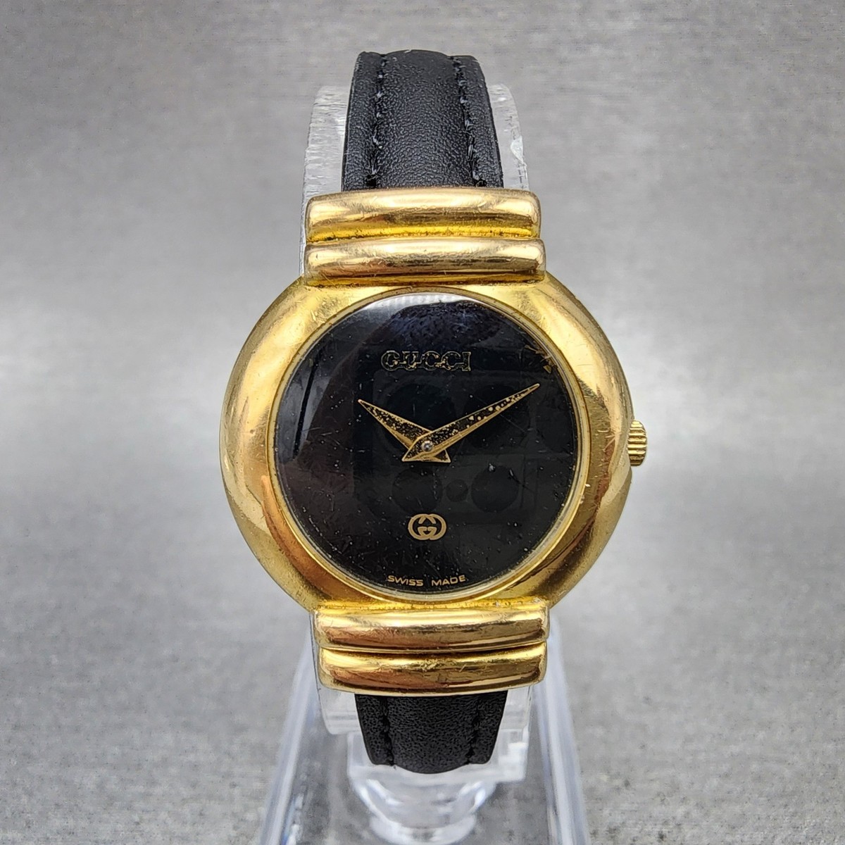 Gucci 5300L Watch Women 24mm Black Dial Gold Plated Round New
