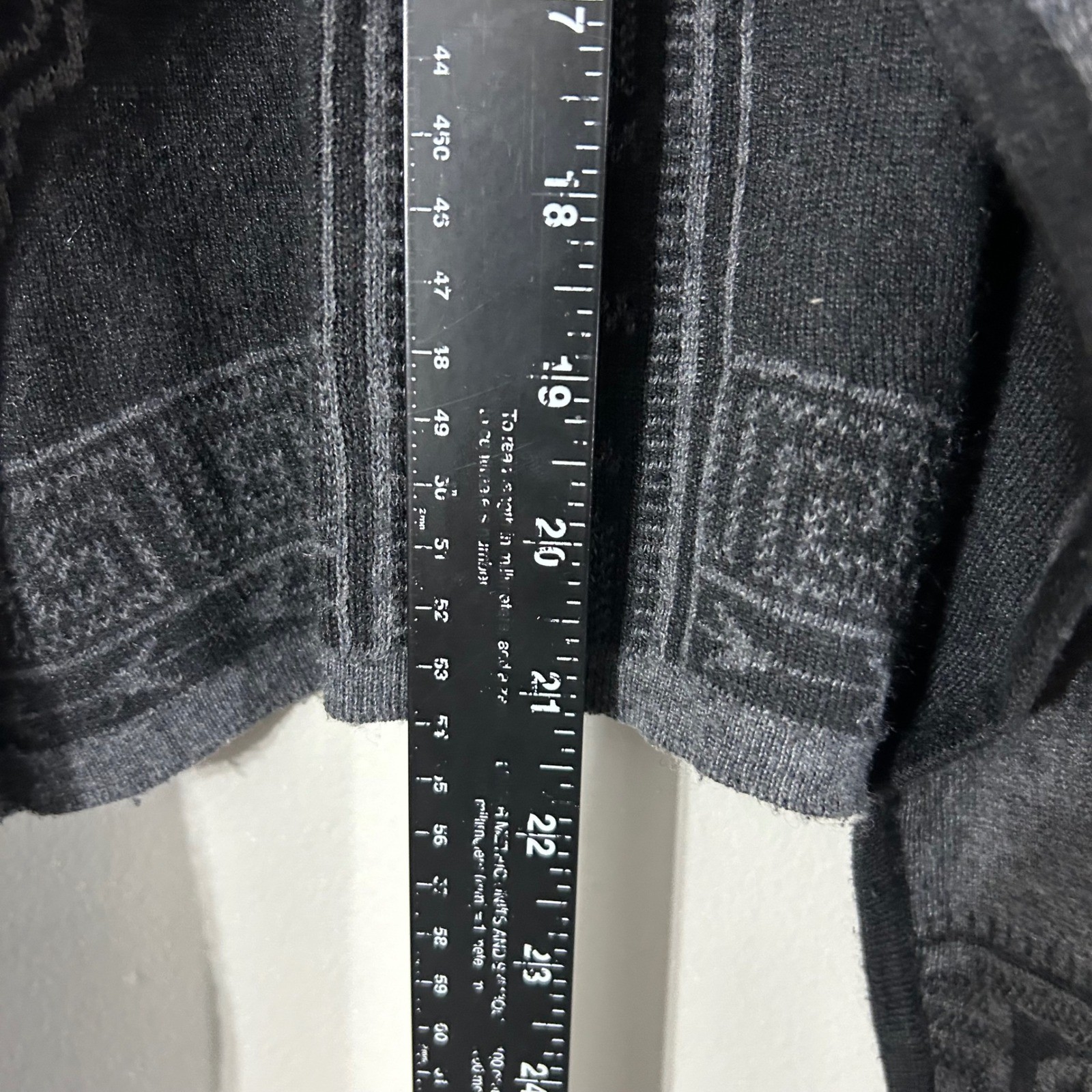 American Style Geometric Pattern Cardigan Sweater Charcoal Gray Size S image 3